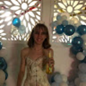 Meet your Posher, Gabrielle